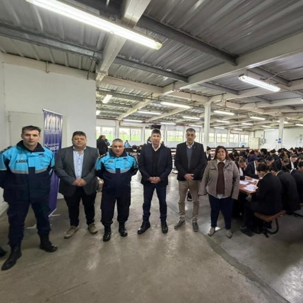 Más de 700 jóvenes rindieron el examen para ingresar a la Escuela de Policía de Chivilcoy