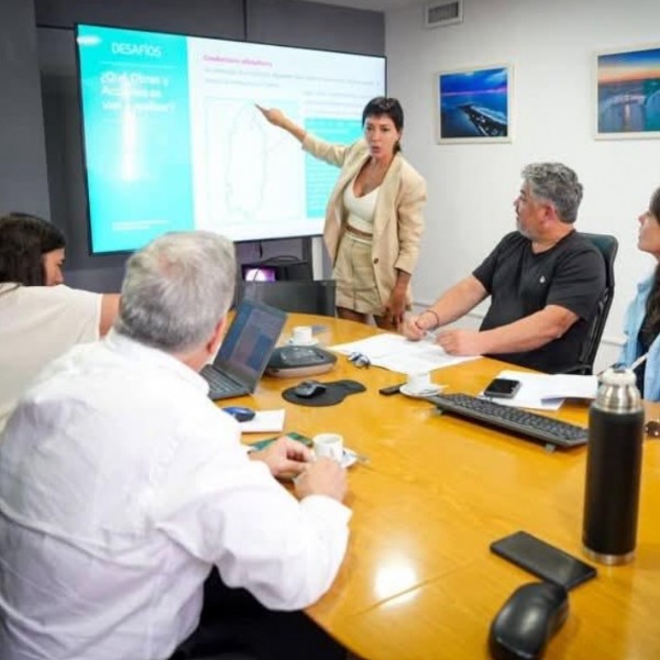 Quilmes y Provincia analizan obras en la cuenca de los arroyos San Francisco y Las Piedras para mitigar inundaciones