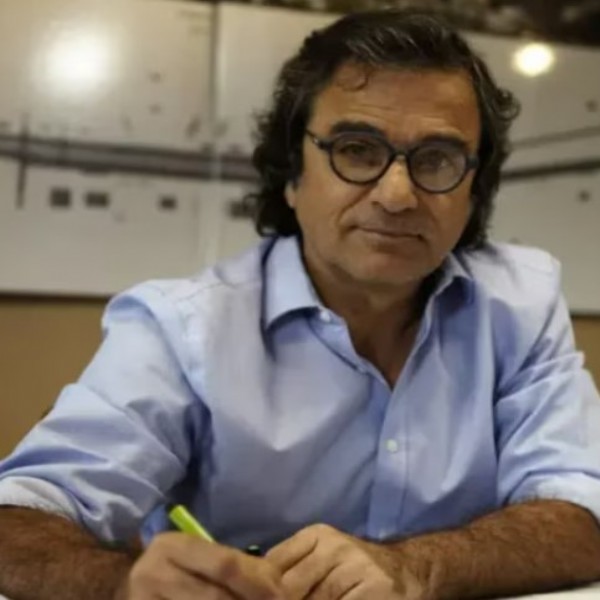 Denunciaron a Carlos Frugoni por no declarar 7 departamentos en Miami y dos sociedades en Estados Unidos