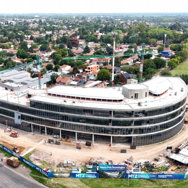 Espinoza anunció 10 mil empleos jóvenes y nuevas cooperativas en La Matanza