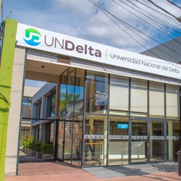 La Universidad Nacional del Delta distinguió a Nicolás Otamendi por su histórica carrera y sus raíces en Tigre