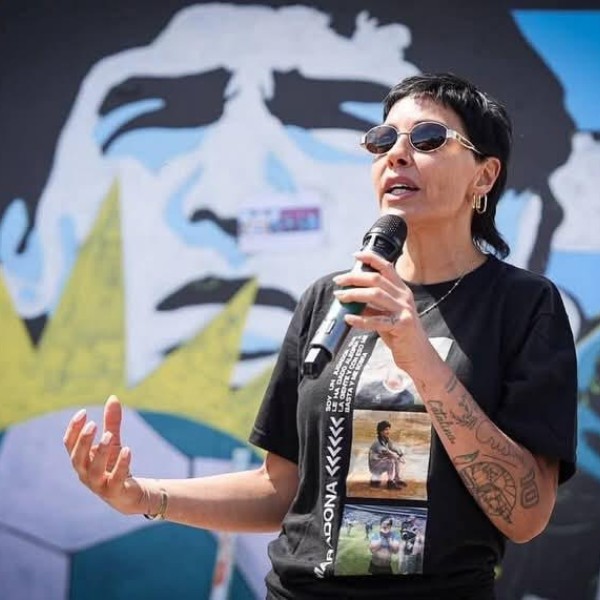 Mayra Mendoza y Tignanelli renombraron la avenida Monteverde como Diego Armando Maradona