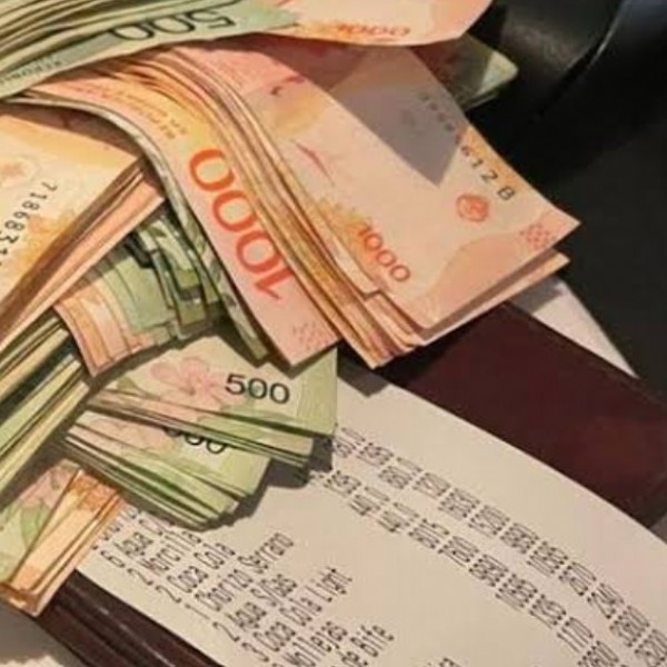 Un libertario celebró financiar en seis cuotas una cena de 188.900 pesos para dos personas