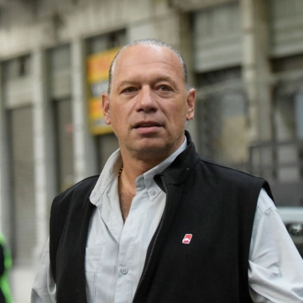 Sergio Berni afirmó que Axel Kicillof "pertenece a otro partido" y propuso competir con listas separadas