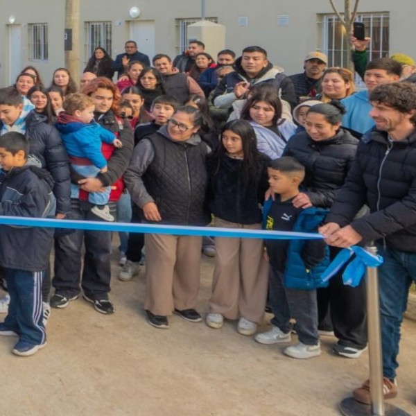 San Fernando entregó las últimas 21 casas de un barrio recuperado y anunció un nuevo sorteo de viviendas