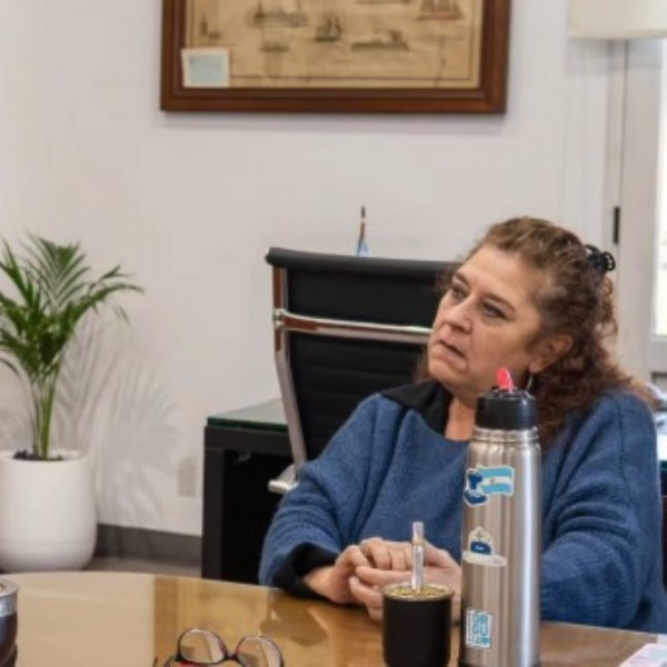Juan Martín Malpeli presentó en el Puerto La Plata un proyecto para impulsar la industria naval bonaerense