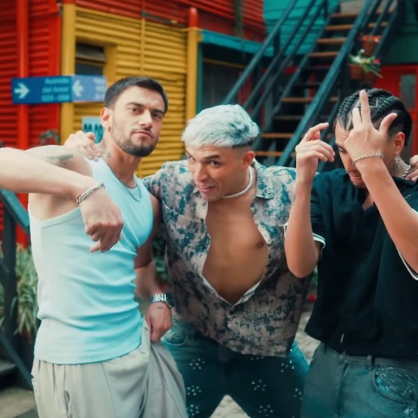 Roze Oficial, Agus Bernasconi - Prefiero (Official Video)