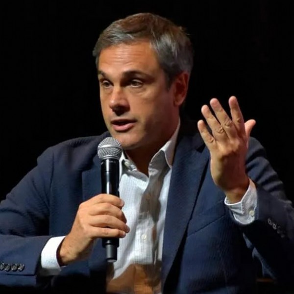 Michel denunció tasas de hasta 1300 por ciento en billeteras virtuales y presentó un reclamo ante Competencia