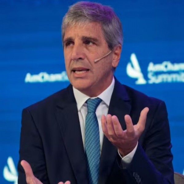 Luis Caputo aseguró que Milei "va a ganar en primera vuelta y cómodo" en 2027
