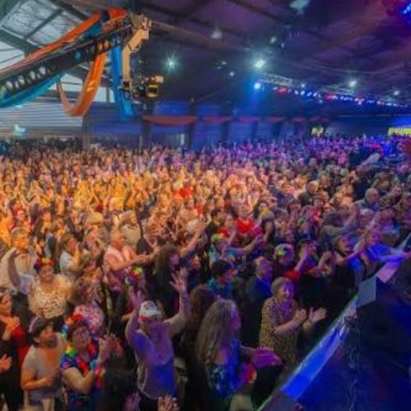 San Fernando reunió a 3.000 jubilados en una multitudinaria celebración por su día