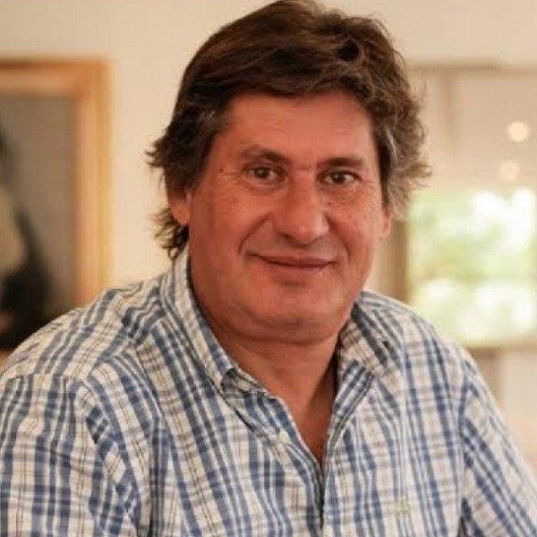 Roly Santacroce reunió a más de 200 dirigentes para lanzar RAÍS y debatir una agenda de desarrollo para Santa Fe