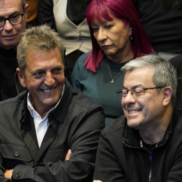 Sergio Massa reapareció en Rosario y pidió unidad de cara a las elecciones de 2027