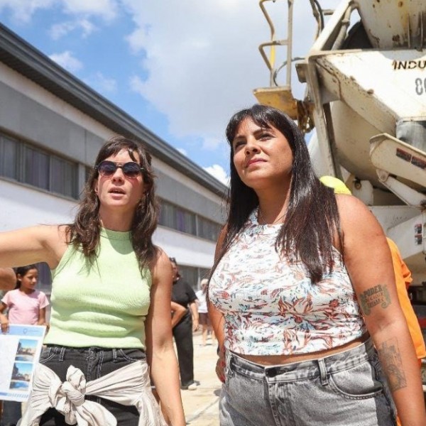 Quilmes avanza con 13 nuevos asfaltos en Bernal Oeste y ya superó las 1.100 cuadras pavimentadas