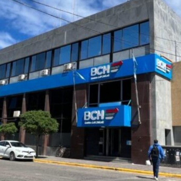 El Banco del Chubut lanzó refinanciaciones de hasta 60 cuotas y bajó tasas para familias y empresas
