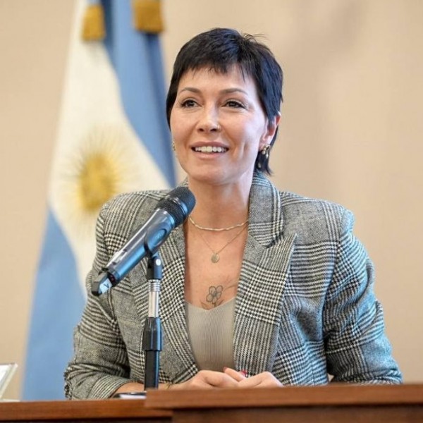 Mayra Mendoza reclamó financiamiento internacional para avanzar con las obras de los arroyos San Francisco y Las Piedras