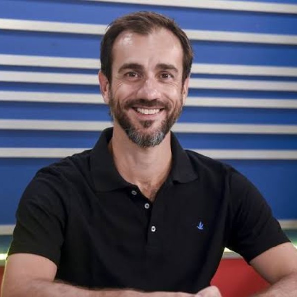 El intendente de Junín cambió su postura: "Ahora te conduce Milei, con tu amigo el pastor que convierte los pesos en dólares"